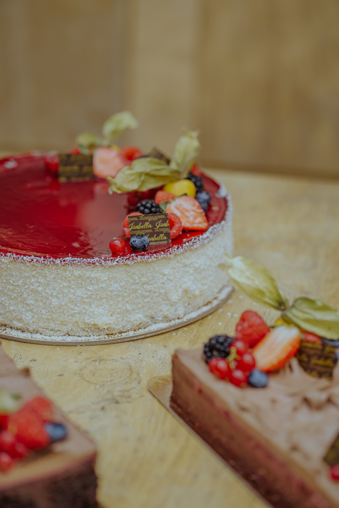 Hochzeitsreportage von Anna & Dominik – ein Tag voller Nähe, Leichtigkeit und echter Verbundenheit 51 Jessica Ganser Fotografie hochzeit aachen nrw hochzeitspaar wedding hochzeitsshooting hochzeitstag hochzeitsfotografie 11 1