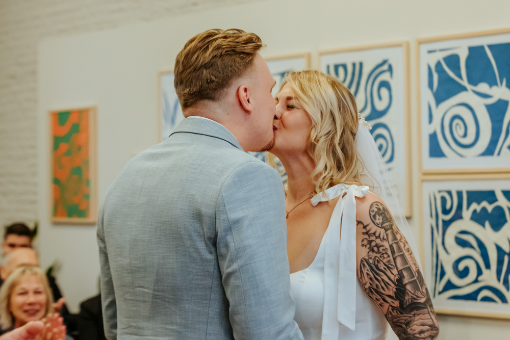 Hochzeitsreportage von Anna & Dominik – ein Tag voller Nähe, Leichtigkeit und echter Verbundenheit 21 Jessica Ganser Fotografie hochzeit aachen nrw hochzeitspaar wedding hochzeitsshooting hochzeitstag hochzeitsfotografie 14