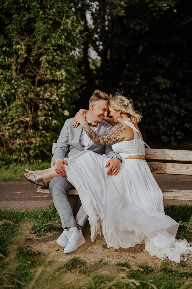 Hochzeitsreportage von Anna & Dominik – ein Tag voller Nähe, Leichtigkeit und echter Verbundenheit 72 Jessica Ganser Fotografie hochzeit aachen nrw hochzeitspaar wedding hochzeitsshooting hochzeitstag hochzeitsfotografie 23 1