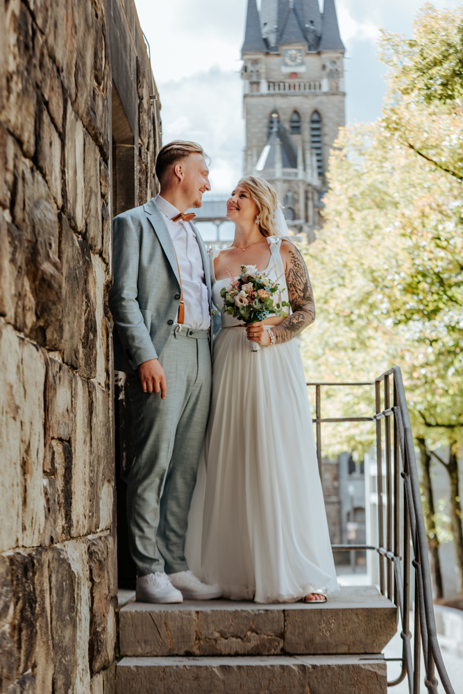 Hochzeitsreportage von Anna & Dominik – ein Tag voller Nähe, Leichtigkeit und echter Verbundenheit 33 Jessica Ganser Fotografie hochzeit aachen nrw hochzeitspaar wedding hochzeitsshooting hochzeitstag hochzeitsfotografie 25