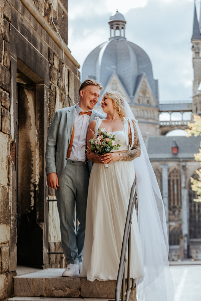 Hochzeitsreportage von Anna & Dominik – ein Tag voller Nähe, Leichtigkeit und echter Verbundenheit 32 Jessica Ganser Fotografie hochzeit aachen nrw hochzeitspaar wedding hochzeitsshooting hochzeitstag hochzeitsfotografie 28