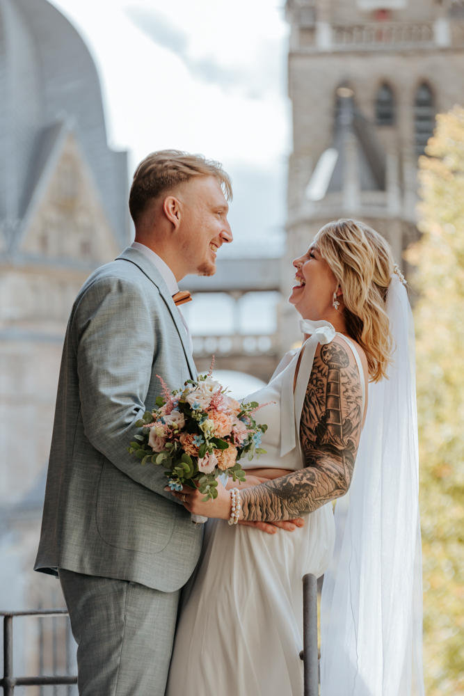 Hochzeitsreportage von Anna & Dominik – ein Tag voller Nähe, Leichtigkeit und echter Verbundenheit 38 Jessica Ganser Fotografie hochzeit aachen nrw hochzeitspaar wedding hochzeitsshooting hochzeitstag hochzeitsfotografie 31