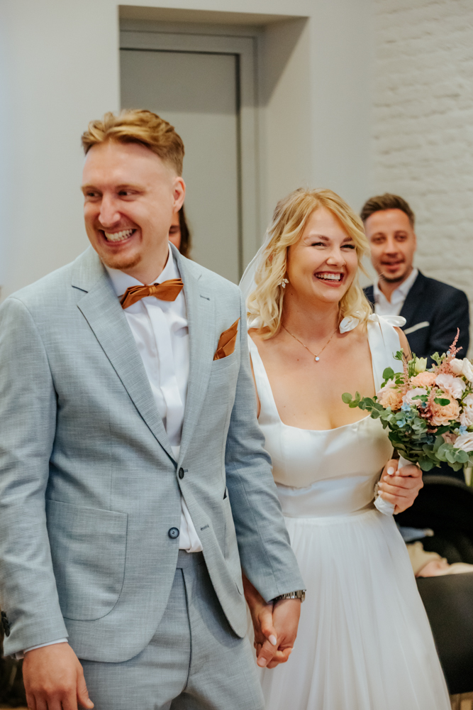 Hochzeitsreportage von Anna & Dominik – ein Tag voller Nähe, Leichtigkeit und echter Verbundenheit 5 Jessica Ganser Fotografie hochzeit aachen nrw hochzeitspaar wedding hochzeitsshooting hochzeitstag hochzeitsfotografie 4