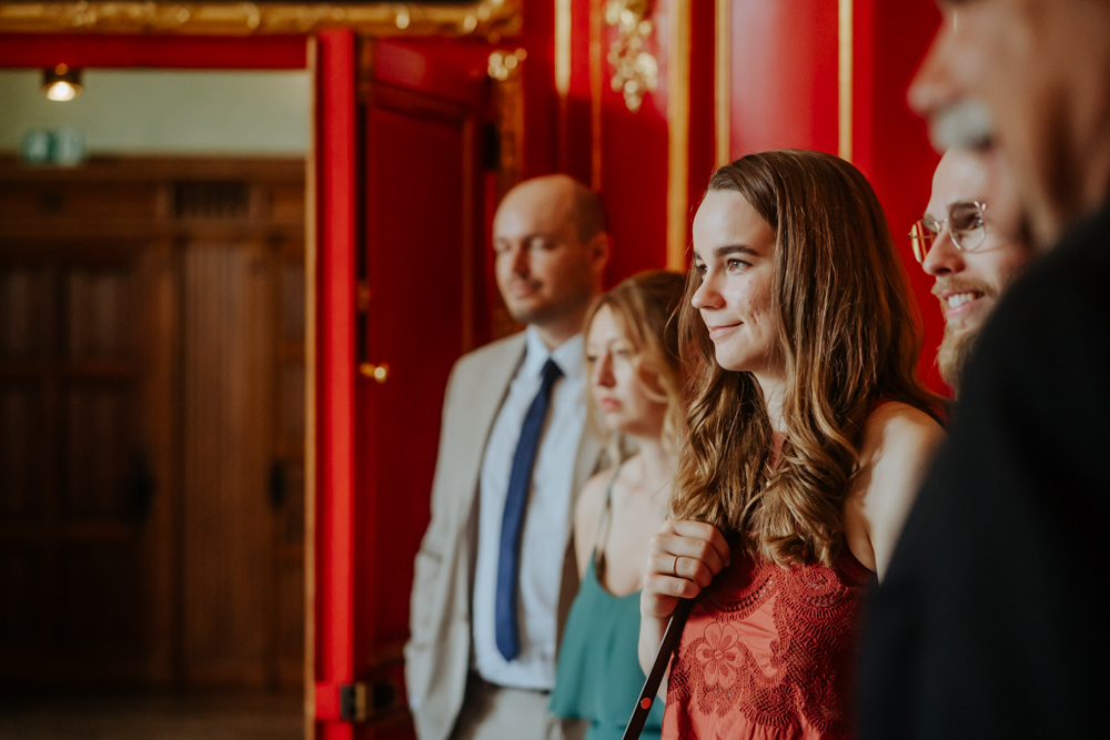 Frühlingshochzeit in Aachen – Die Hochzeit von Lena & Jan im Weißen Saal 14 Jessica Ganser Fotografie aachen nrw hochzeit hochzeitspaar braut braeutigam wedding brautpaar 18