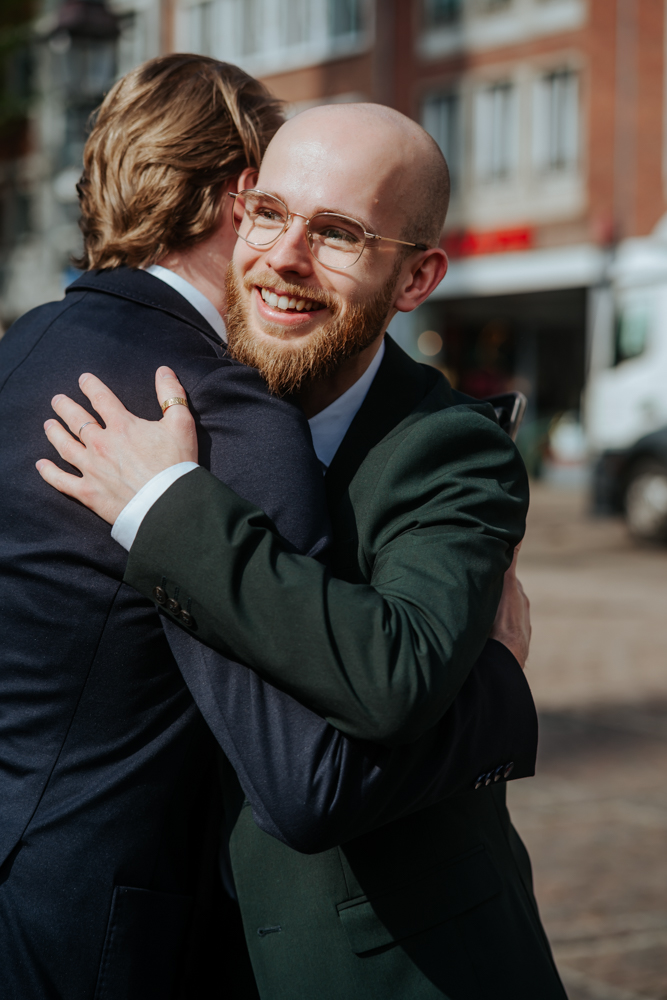 Frühlingshochzeit in Aachen – Die Hochzeit von Lena & Jan im Weißen Saal 5 Jessica Ganser Fotografie aachen nrw hochzeit hochzeitspaar braut braeutigam wedding brautpaar 2