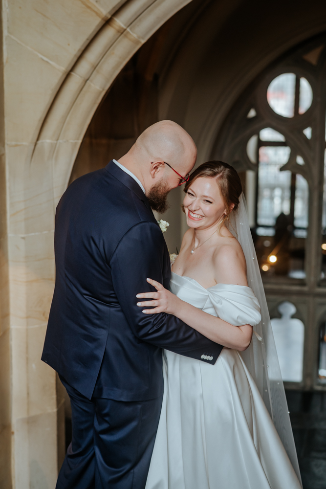 Frühlingshochzeit in Aachen – Die Hochzeit von Lena & Jan im Weißen Saal 62 Jessica Ganser Fotografie aachen nrw hochzeit hochzeitspaar braut braeutigam wedding brautpaar 65